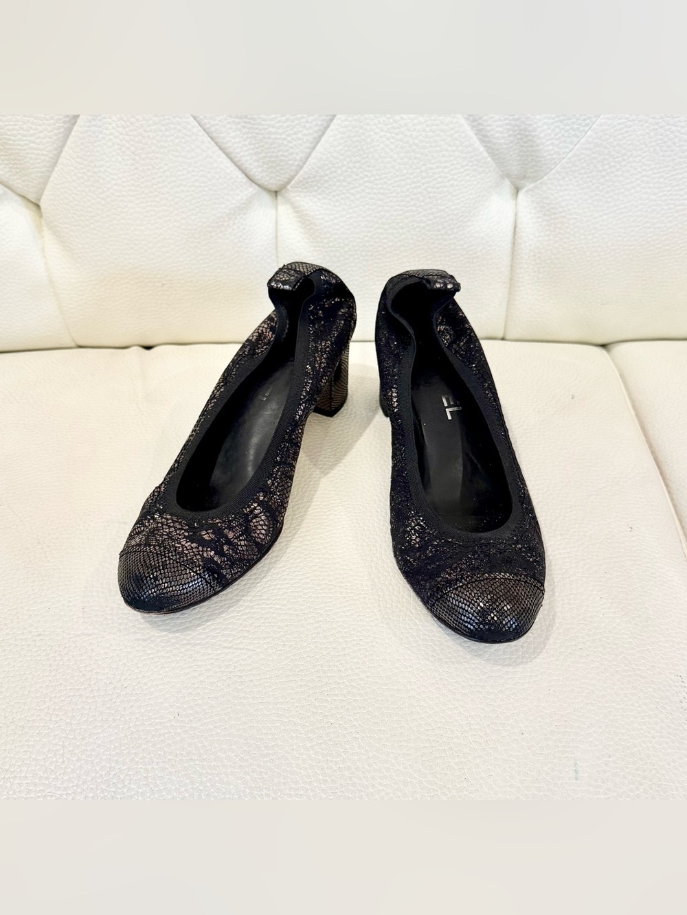 Chanel Pumps